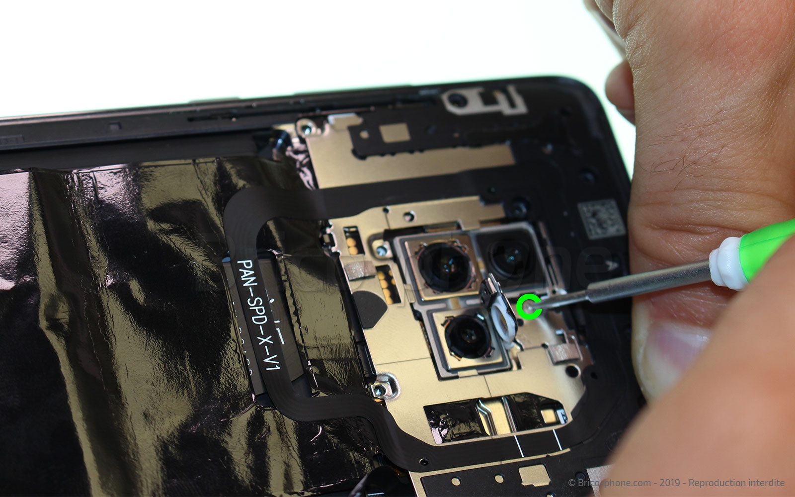 Changement de connecteur de charge sur Mate 20 photo 3