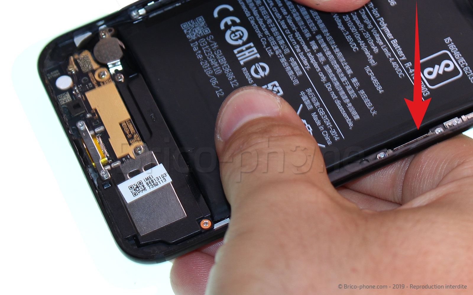 Changement de batterie sur Mi A2 photo 4
