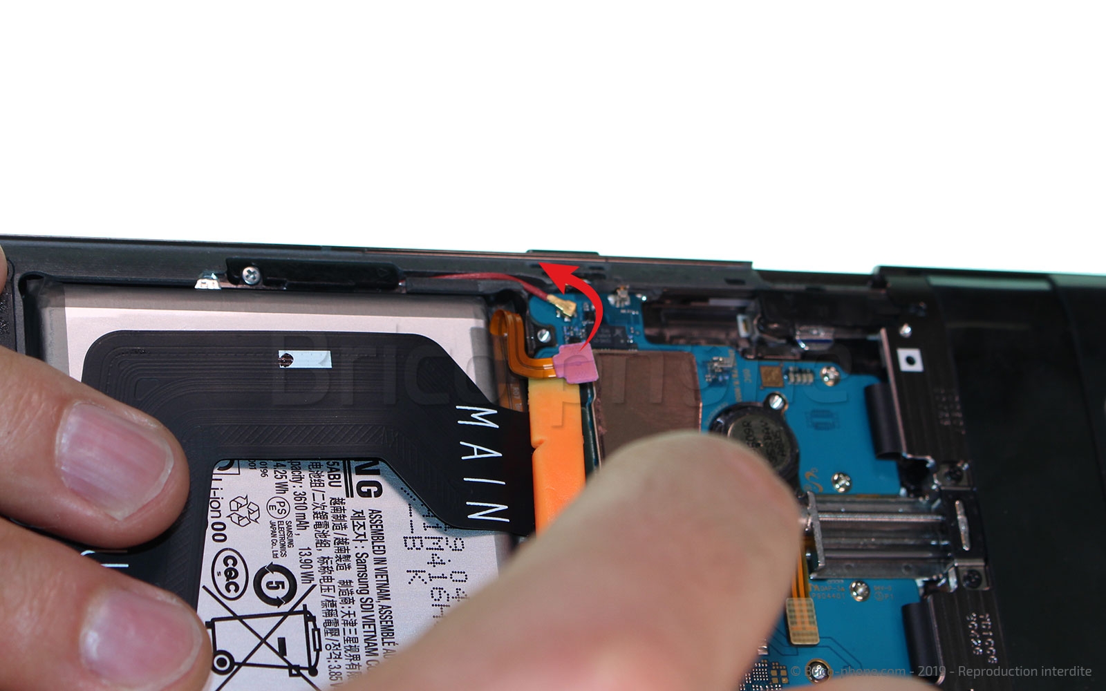 Changement de Batterie sur Galaxy A80 photo 3