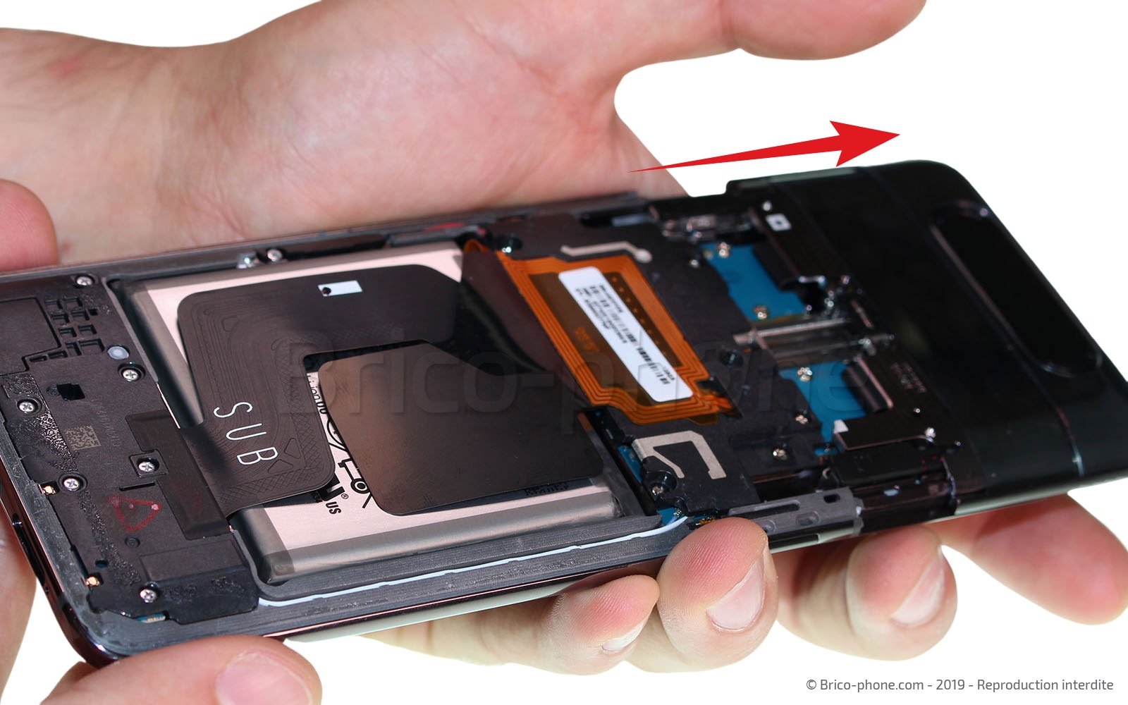 Changement de Batterie sur Galaxy A80 photo 4