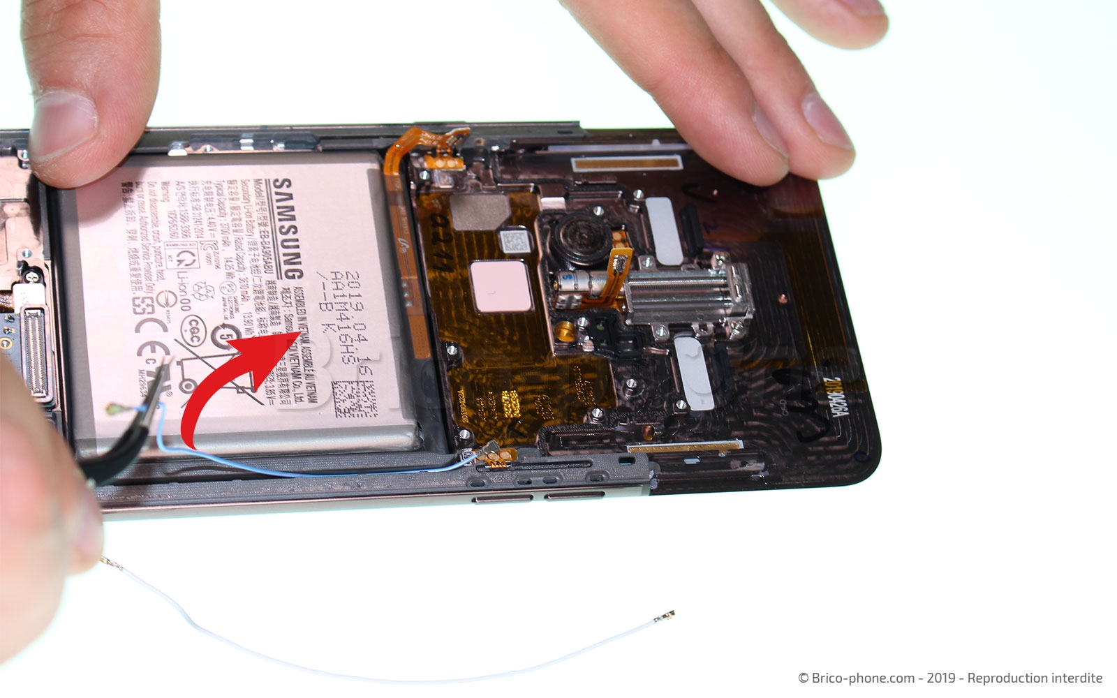 Changement de bloc écran avec châssis sur Galaxy A80 photo 3