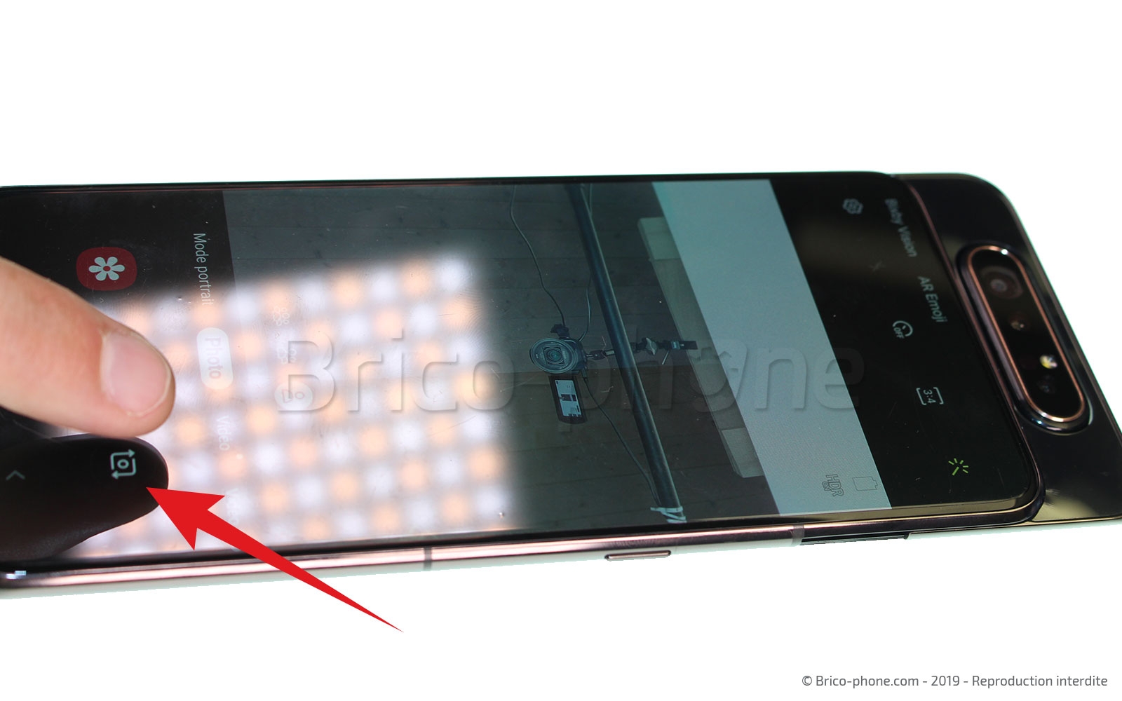 Changement de bloc écran avec châssis sur Galaxy A80 photo 3