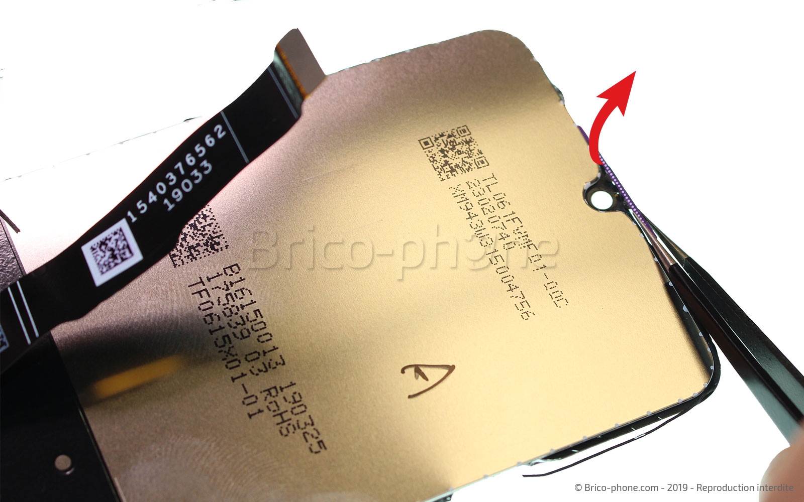 Changement de bloc écran (vitre + LCD) sur P30 Lite photo 1