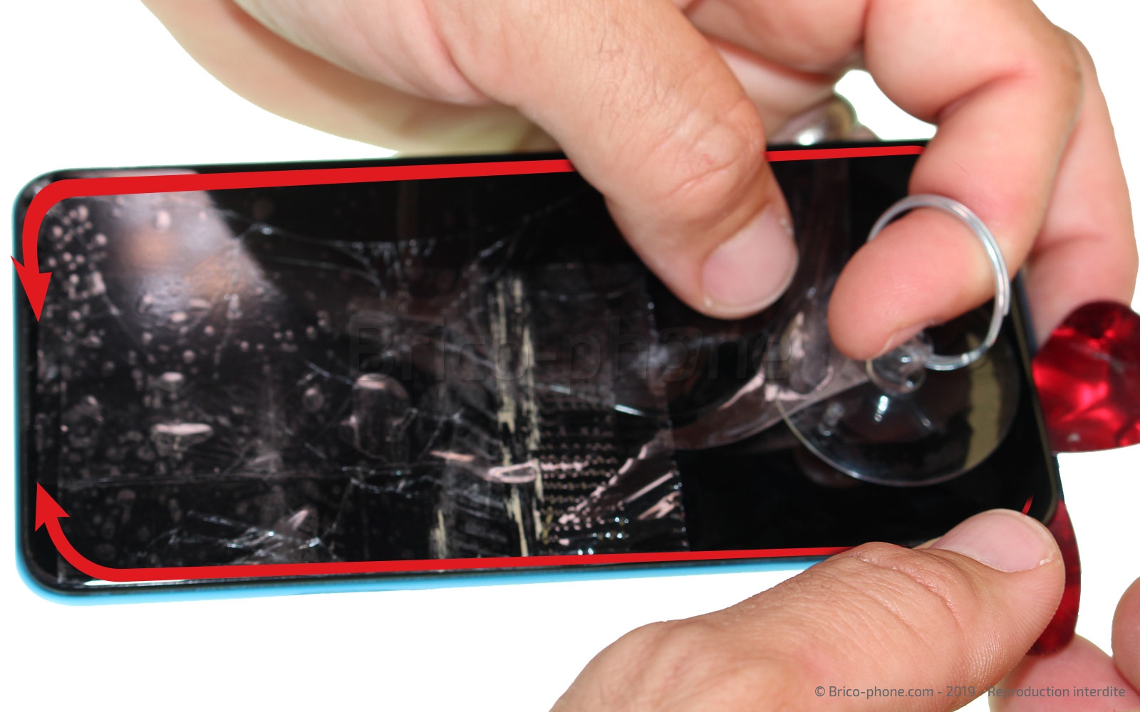 Changement de bloc écran (vitre + LCD) sur P30 Lite photo 4