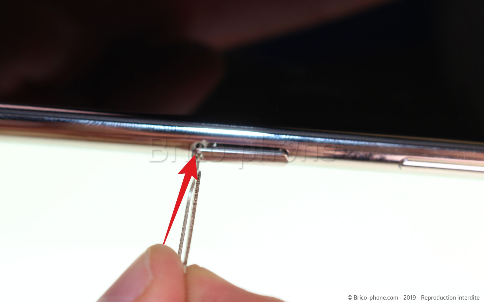 Remplacer le connecteur de charge  sur iPhone 11 Pro Max photo 2