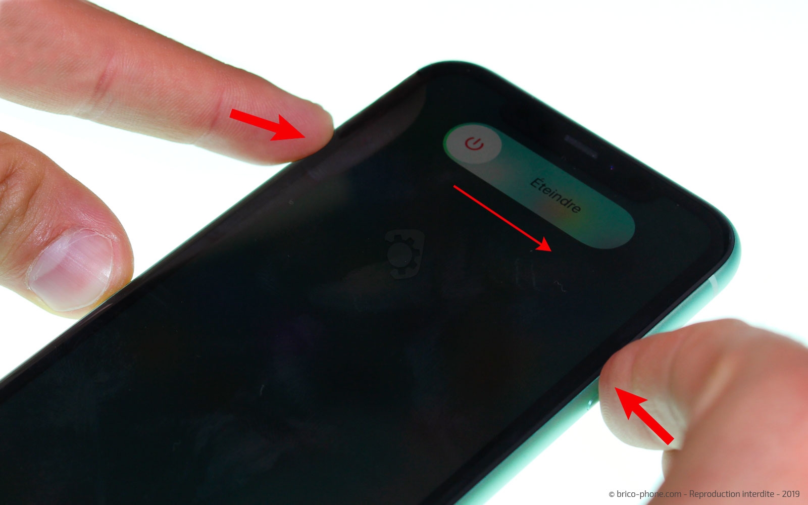 Remplacement du bloc haut-parleur sur iPhone 11 photo 2