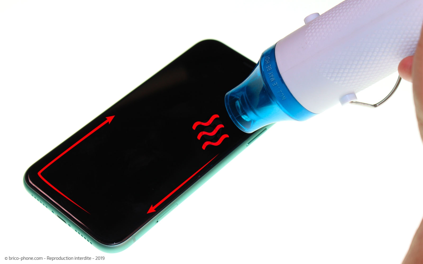 Changement du lecteur SIM sur iPhone 11 photo 1