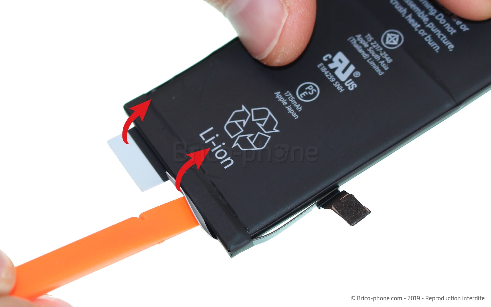 Pose de stickers sur batterie d'iPhone 5C, 5S, SE, série 6 et série 7 photo 2