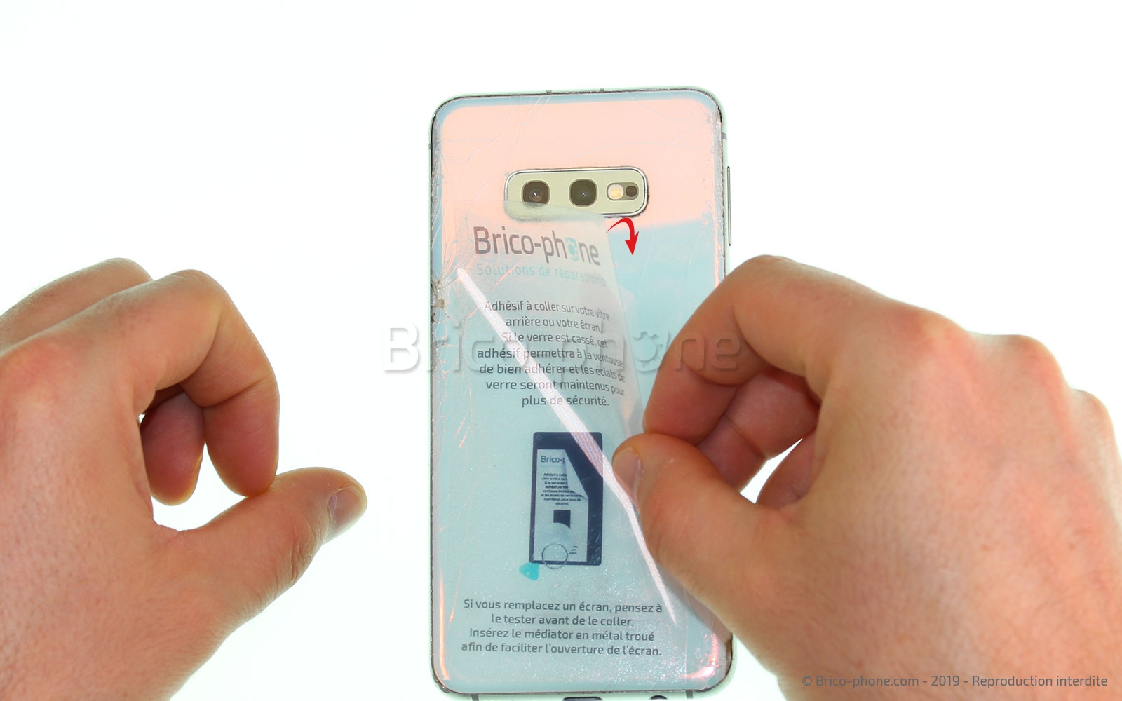 Changement de la coque arrière sur Galaxy S10e photo 2