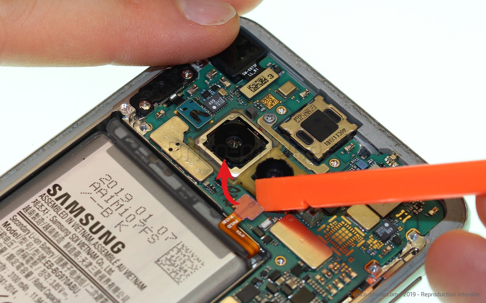 Changement de batterie sur Galaxy S10e photo 1