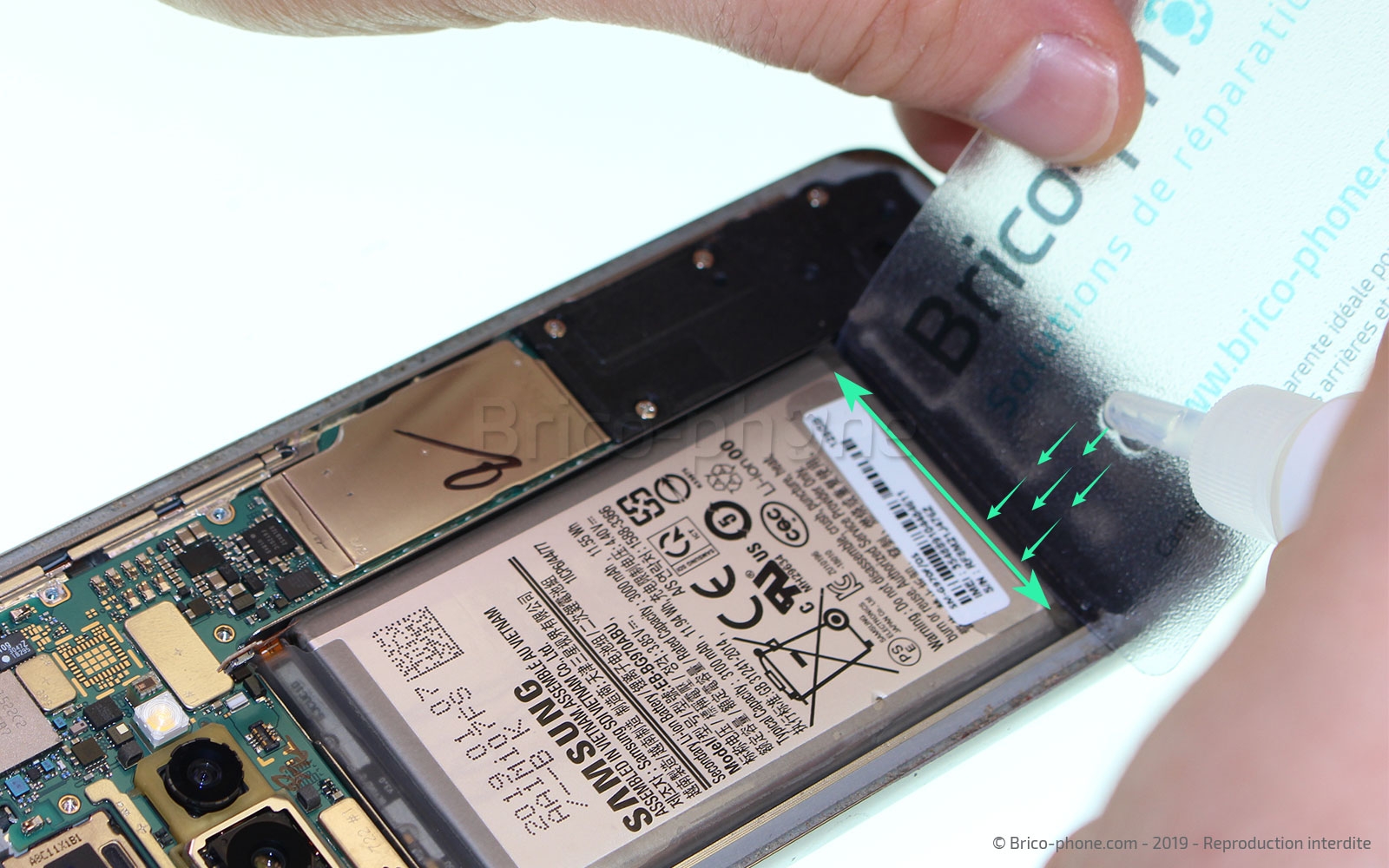 Changement de batterie sur Galaxy S10e photo 2