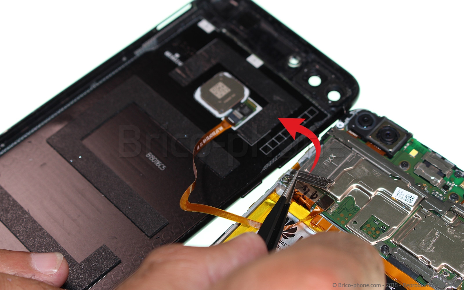 Changement d'écran (vitre+LCD+batterie) sur P Smart 2018 photo 2