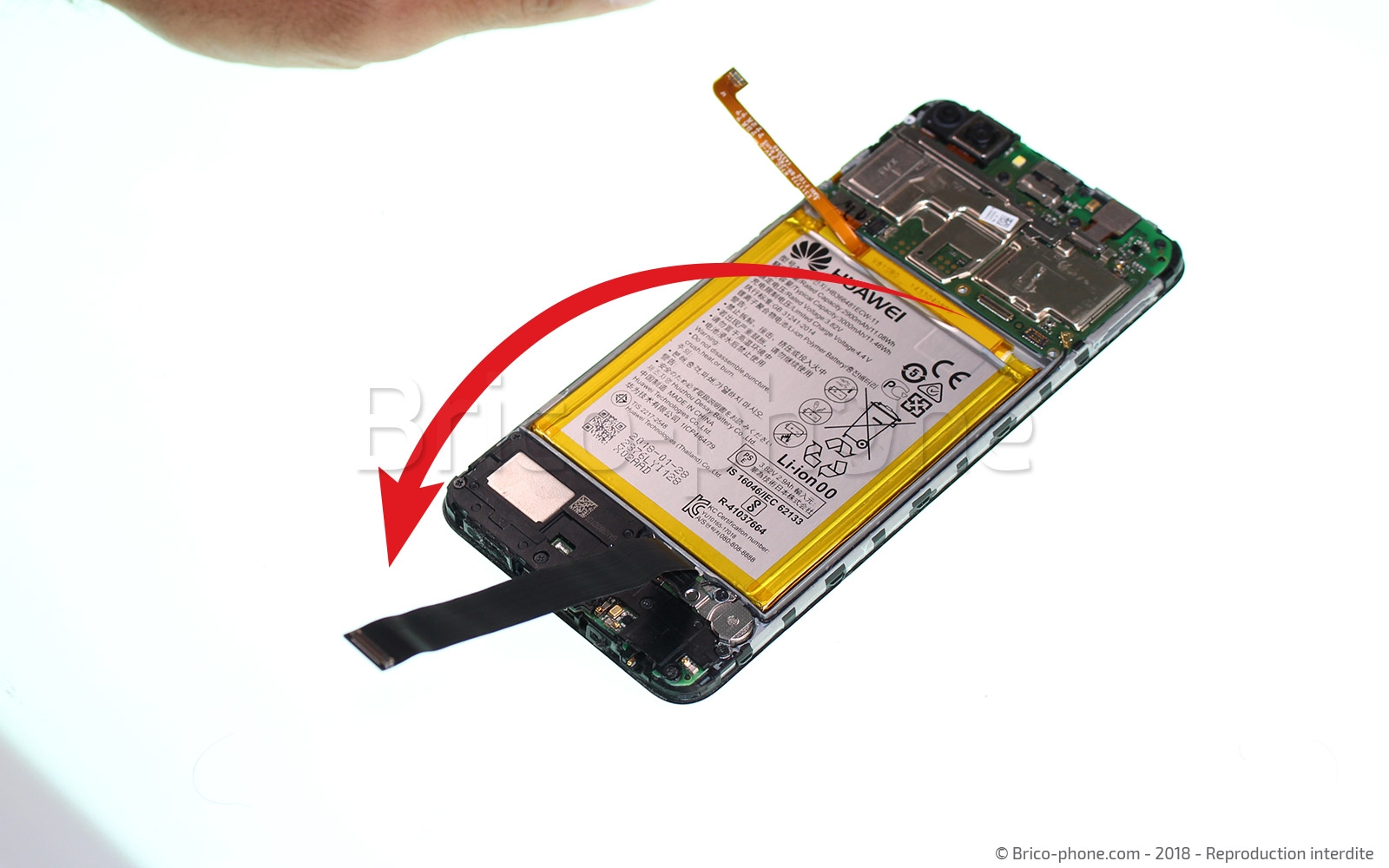 Changement d'écran (vitre+LCD+batterie) sur P Smart 2018 photo 2