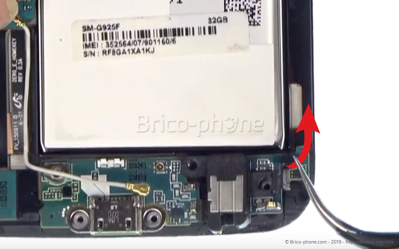 Changement du connecteur de charge et prise jack sur Galaxy S6 Edge photo 1