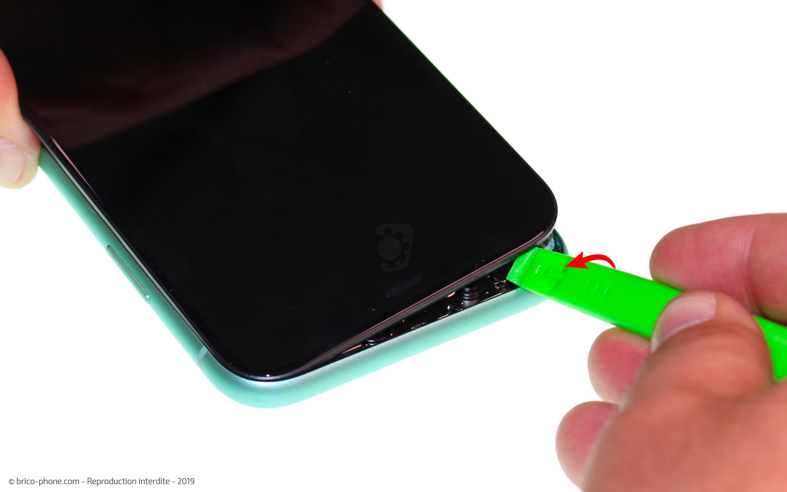 Remplacer le connecteur de charge sur iPhone 11 photo 3