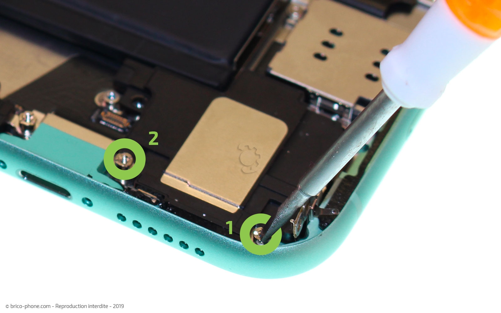 Remplacer le connecteur de charge sur iPhone 11 photo 2