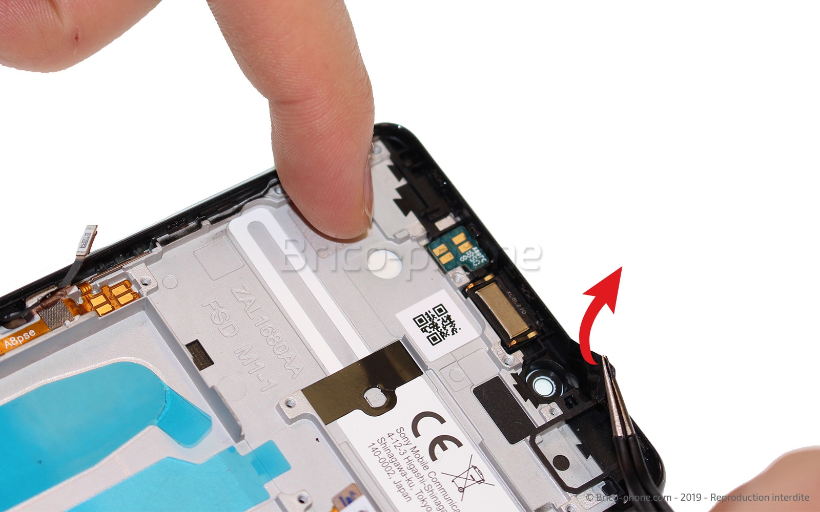 Changement du bloc écran avec châssis sur Xperia L3 - L3 Dual photo 2