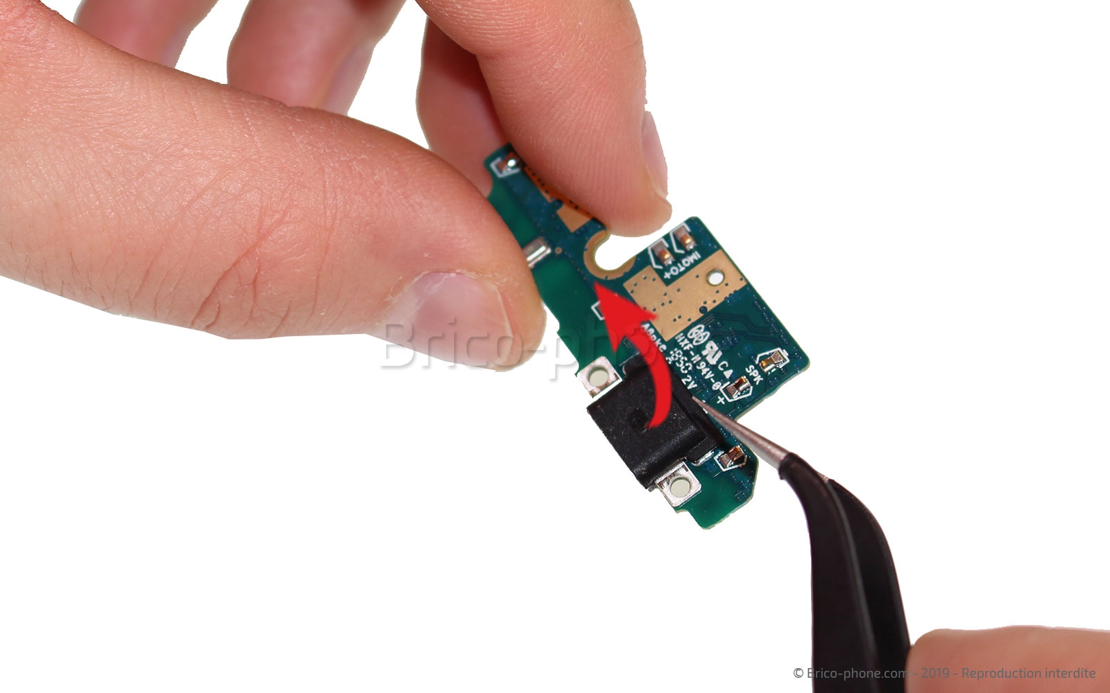 Changement du connecteur de charge sur Xperia L3 - L3 Dual photo 1