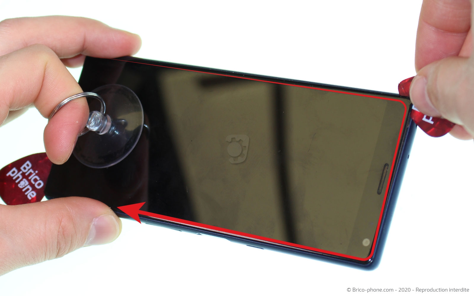 Changement de batterie sur Xperia 10 photo 3