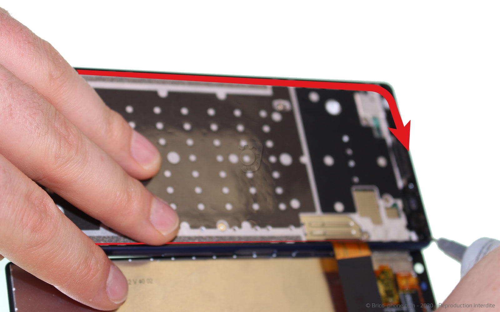 Changement de la coque arrière sur Xperia 10 photo 1