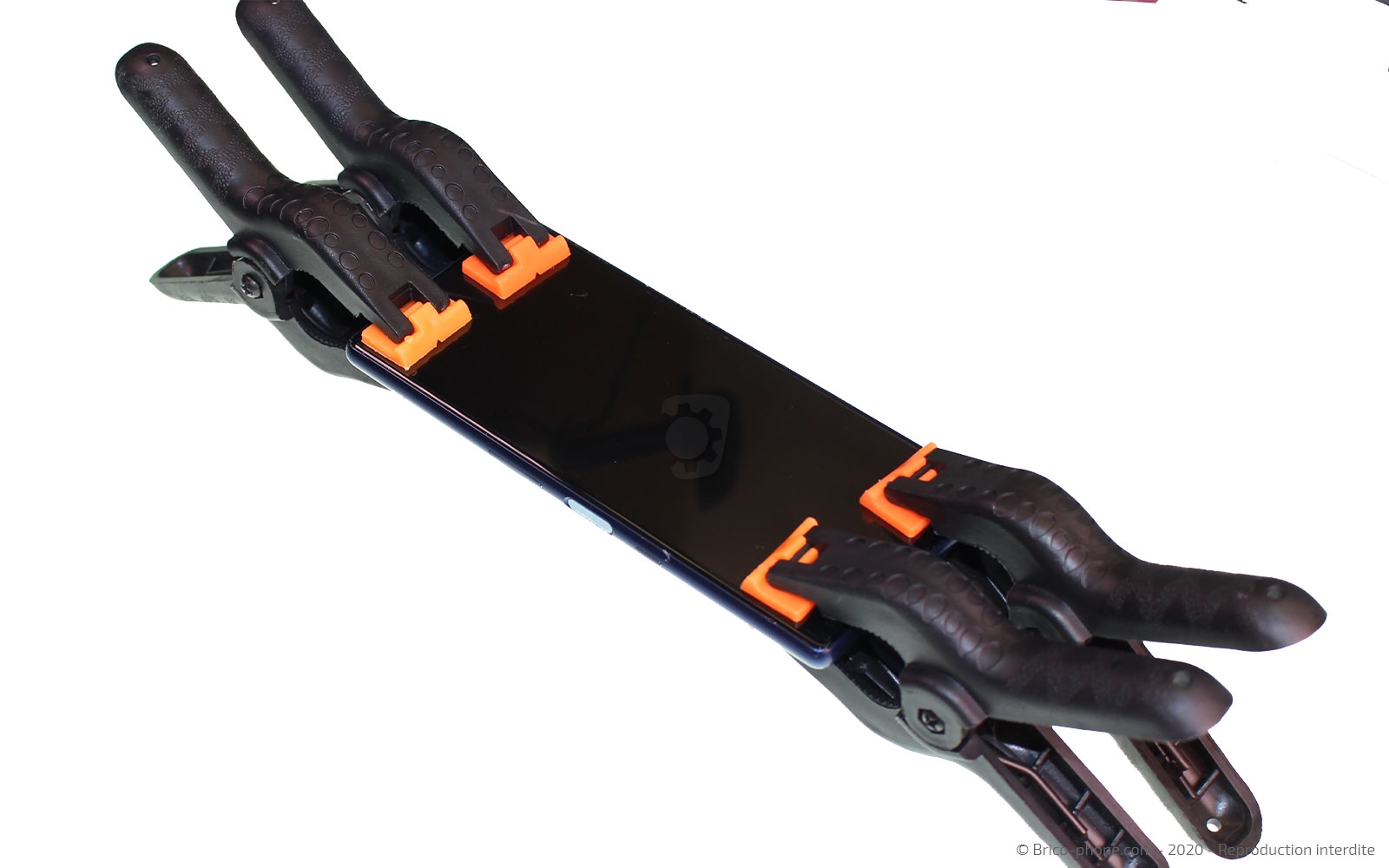 Changement de la coque arrière sur Xperia 10 photo 3