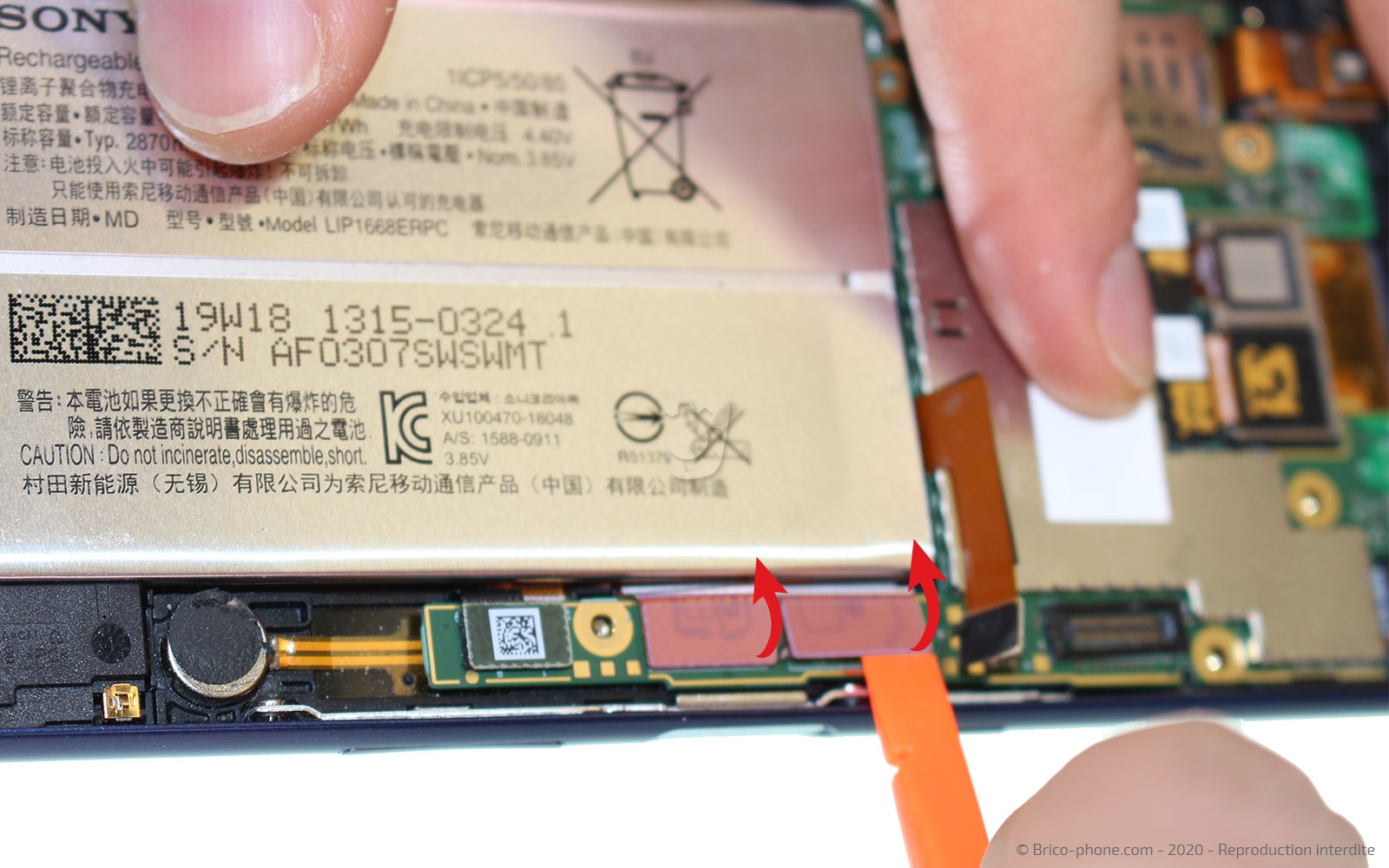 Changement de connecteur de charge sur Xperia 10 photo 2