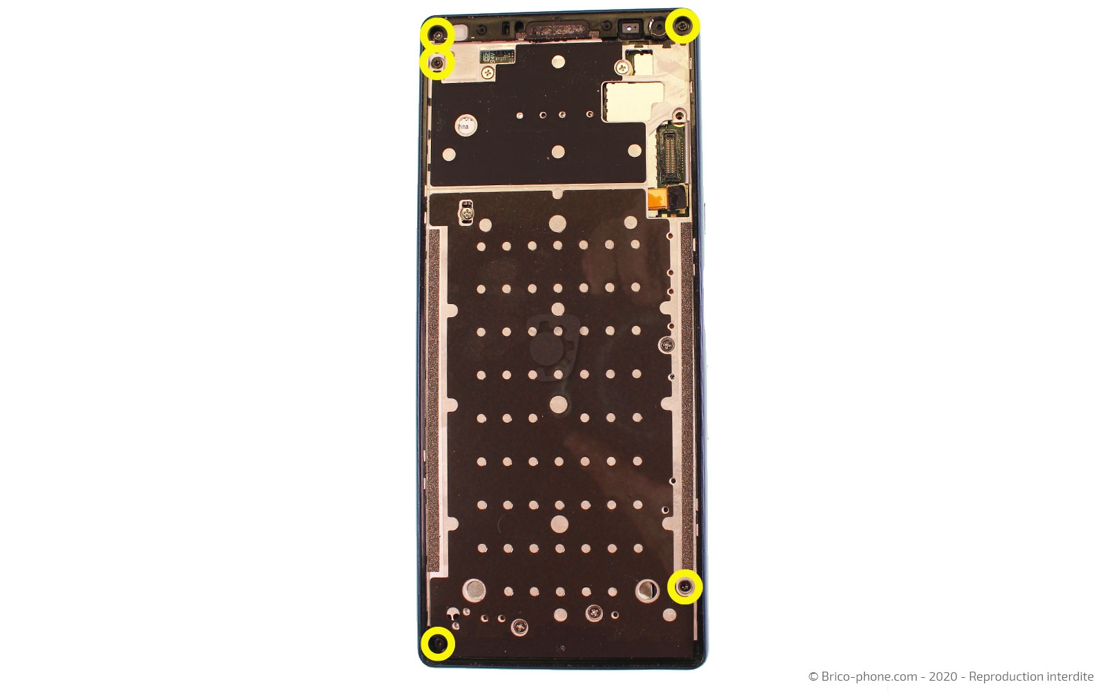 Changement de connecteur de charge sur Xperia 10 photo 1
