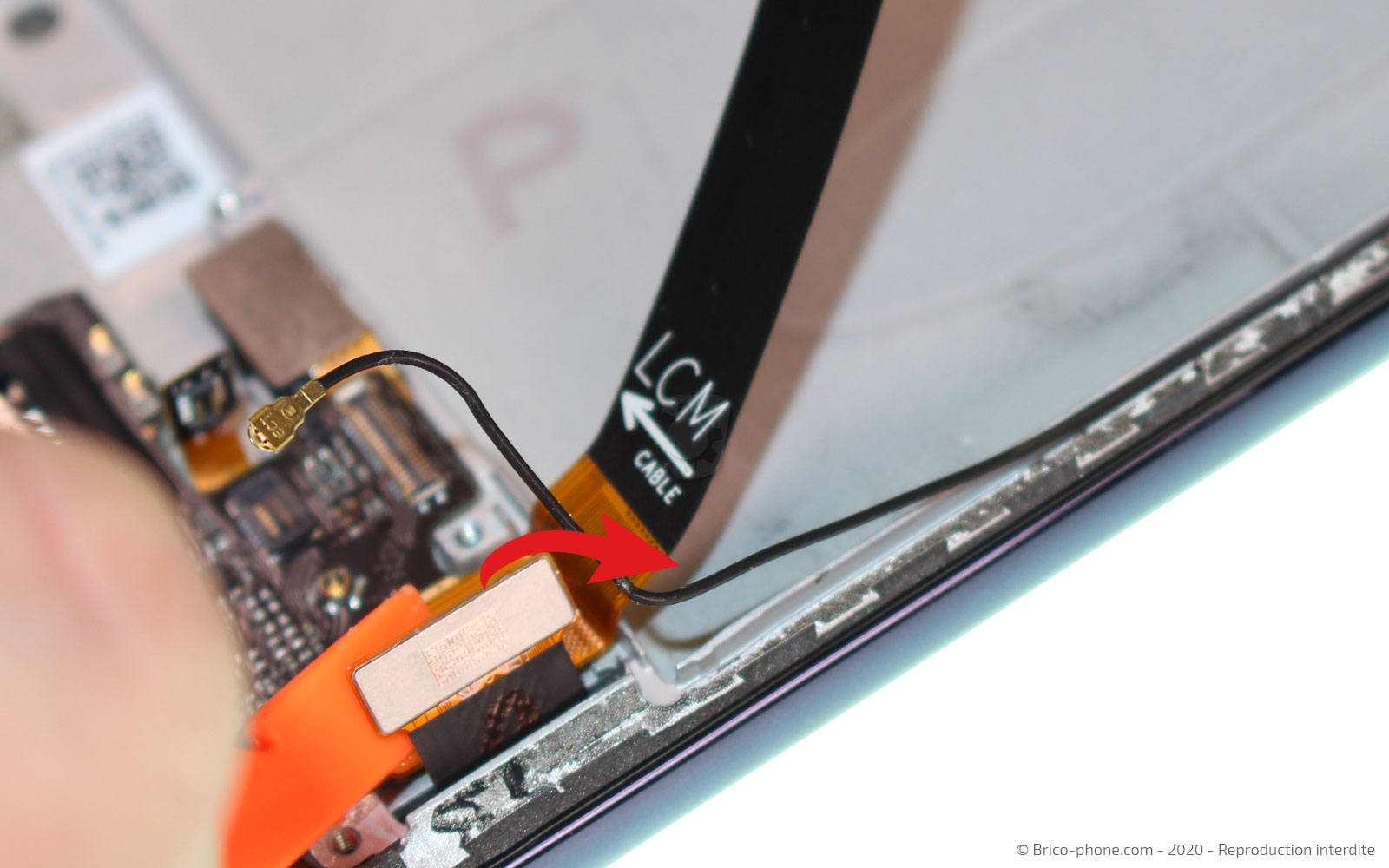 Changement du bloc écran avec châssis sur Mi A3 photo 3