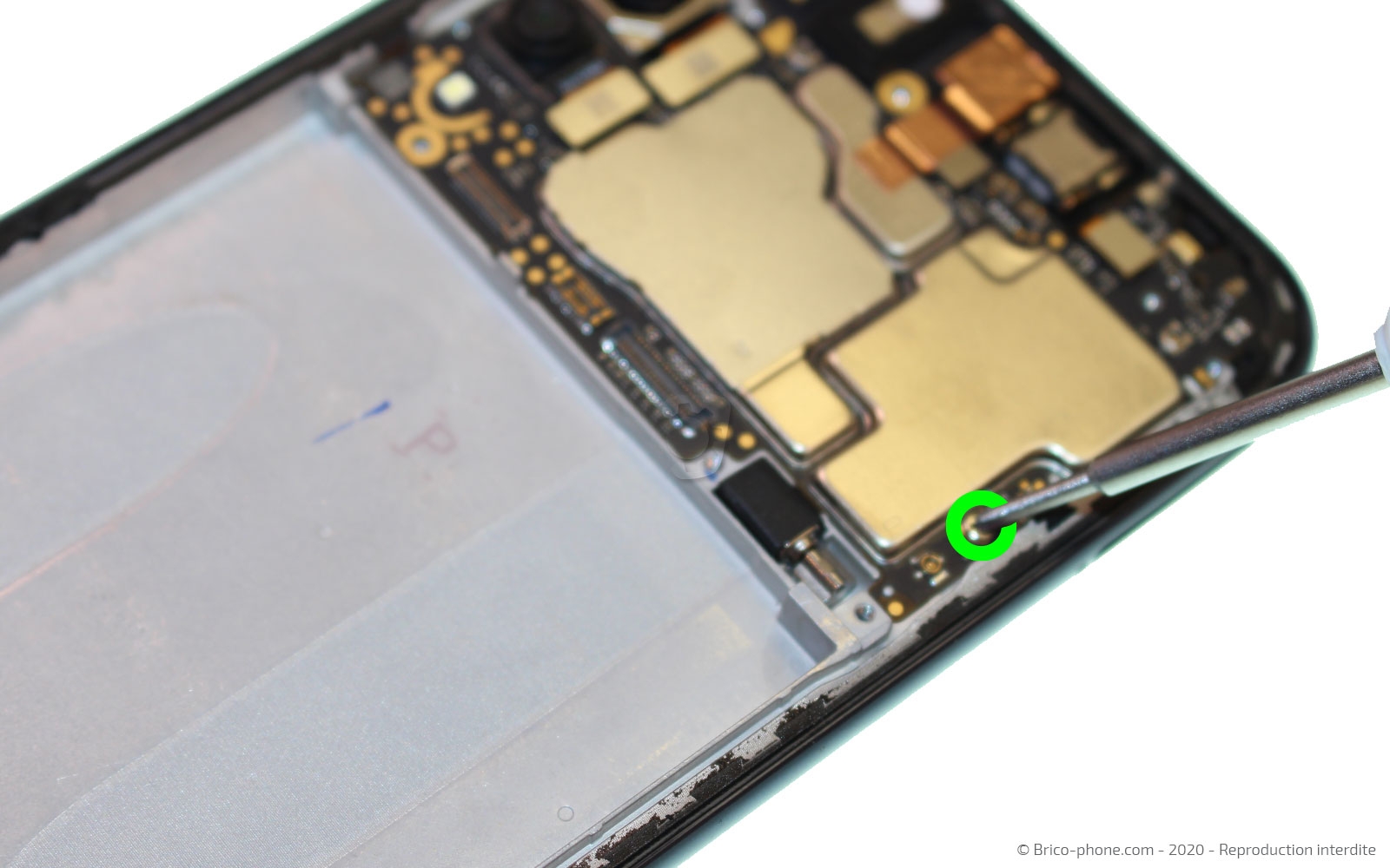 Changement du bloc écran avec châssis sur Mi A3 photo 2