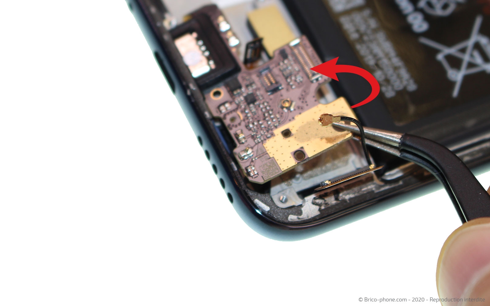 Changement du connecteur de charge sur Mi A3 photo 3