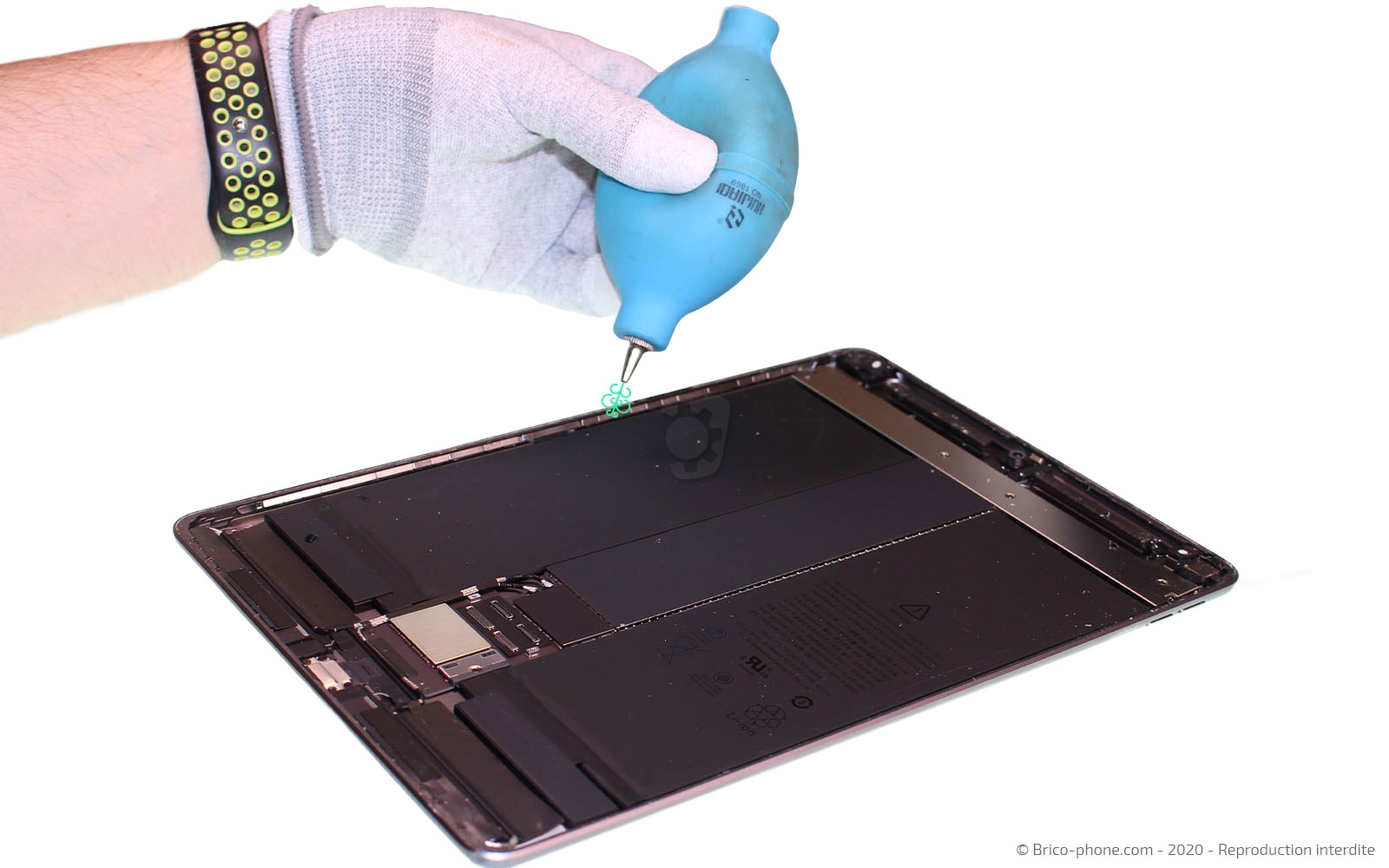 Changement de l'écran (vitre et LCD) sur iPad Air 2019 photo 2