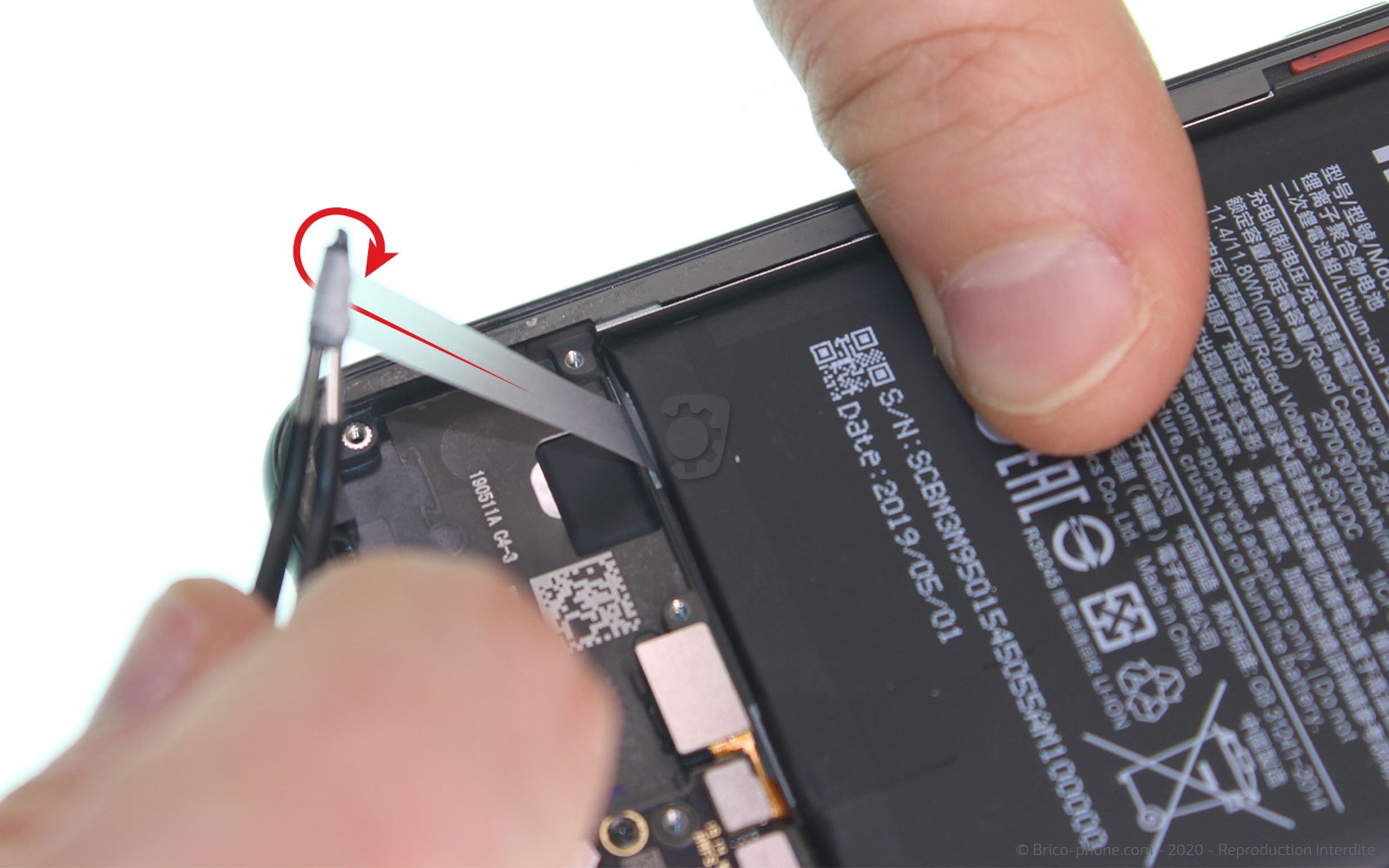 Changement de la batterie sur Mi 9 SE photo 2