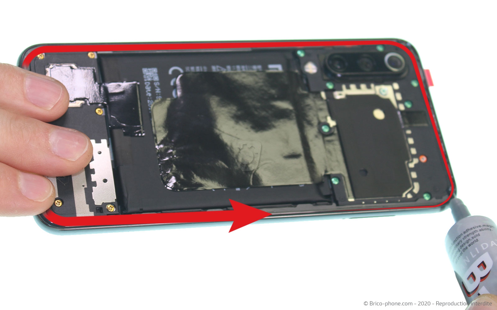 Changement de la vitre arrière sur Mi 9 SE photo 1