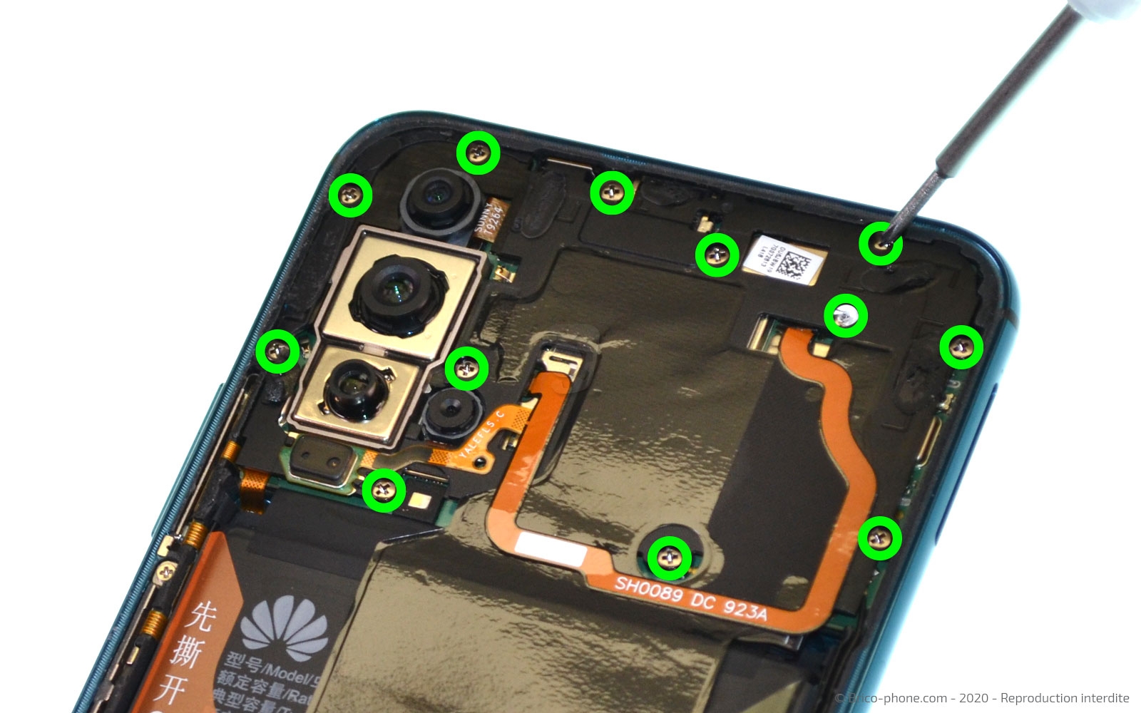 Changement du connecteur de charge sur Honor 20 Pro photo 1