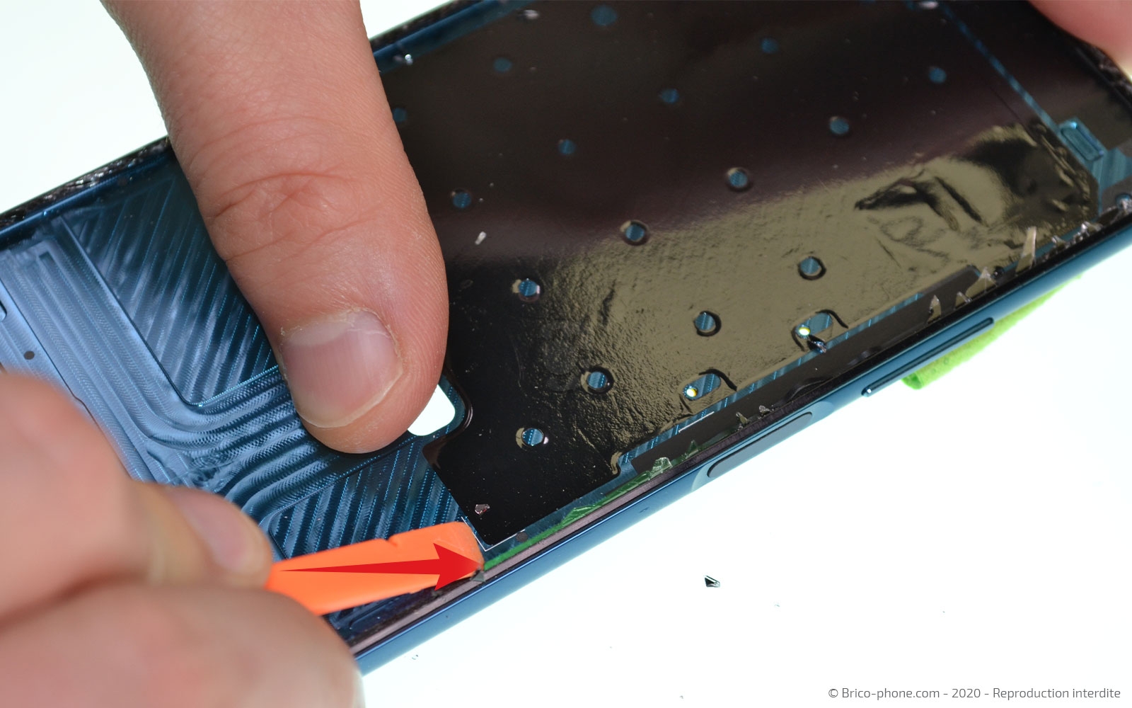 Changement d'écran (vitre + LCD) sur Honor 20 Pro photo 3