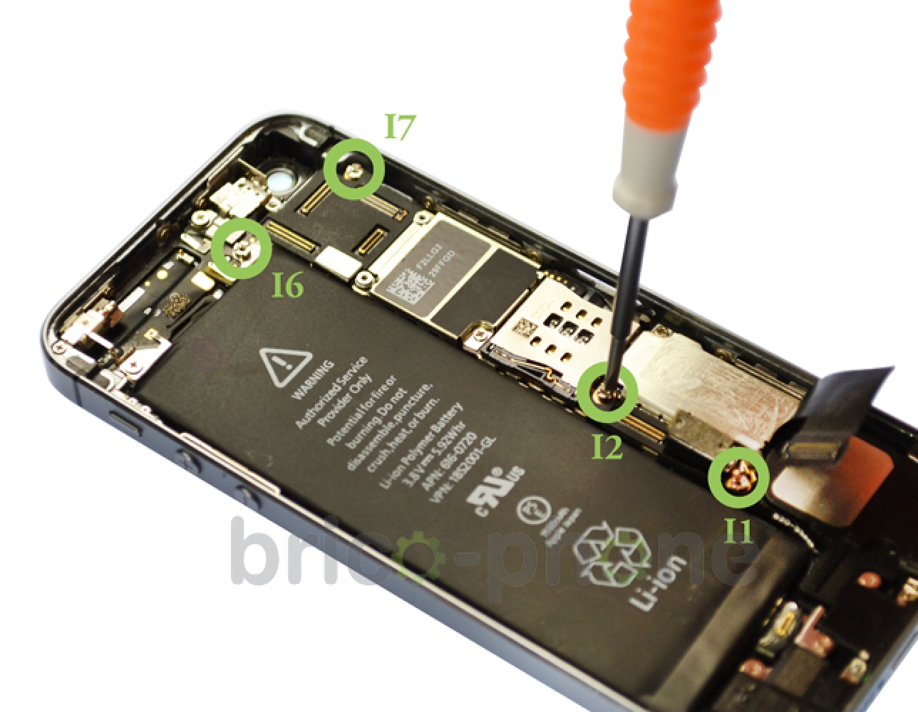 Changement de nappe bouton Power sur iPhone 5S photo 4