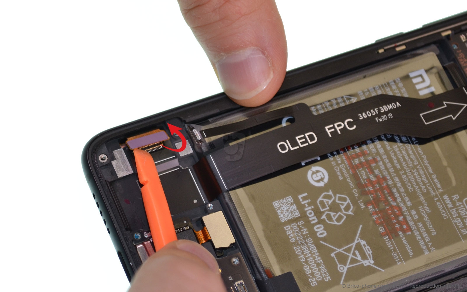 Changement de la batterie sur Mi 9 Lite photo 3