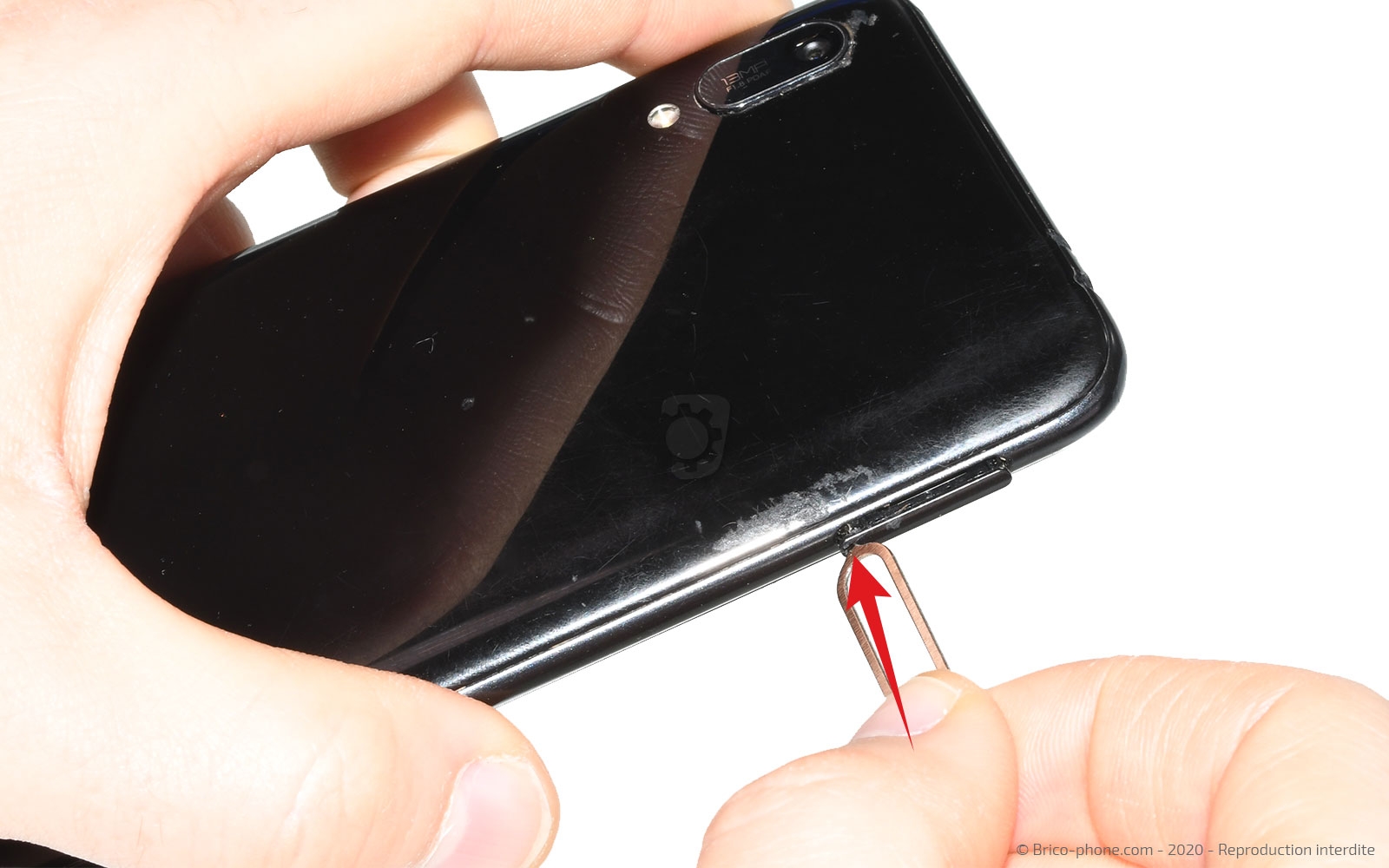 Changement de batterie sur Y6 2019 photo 2