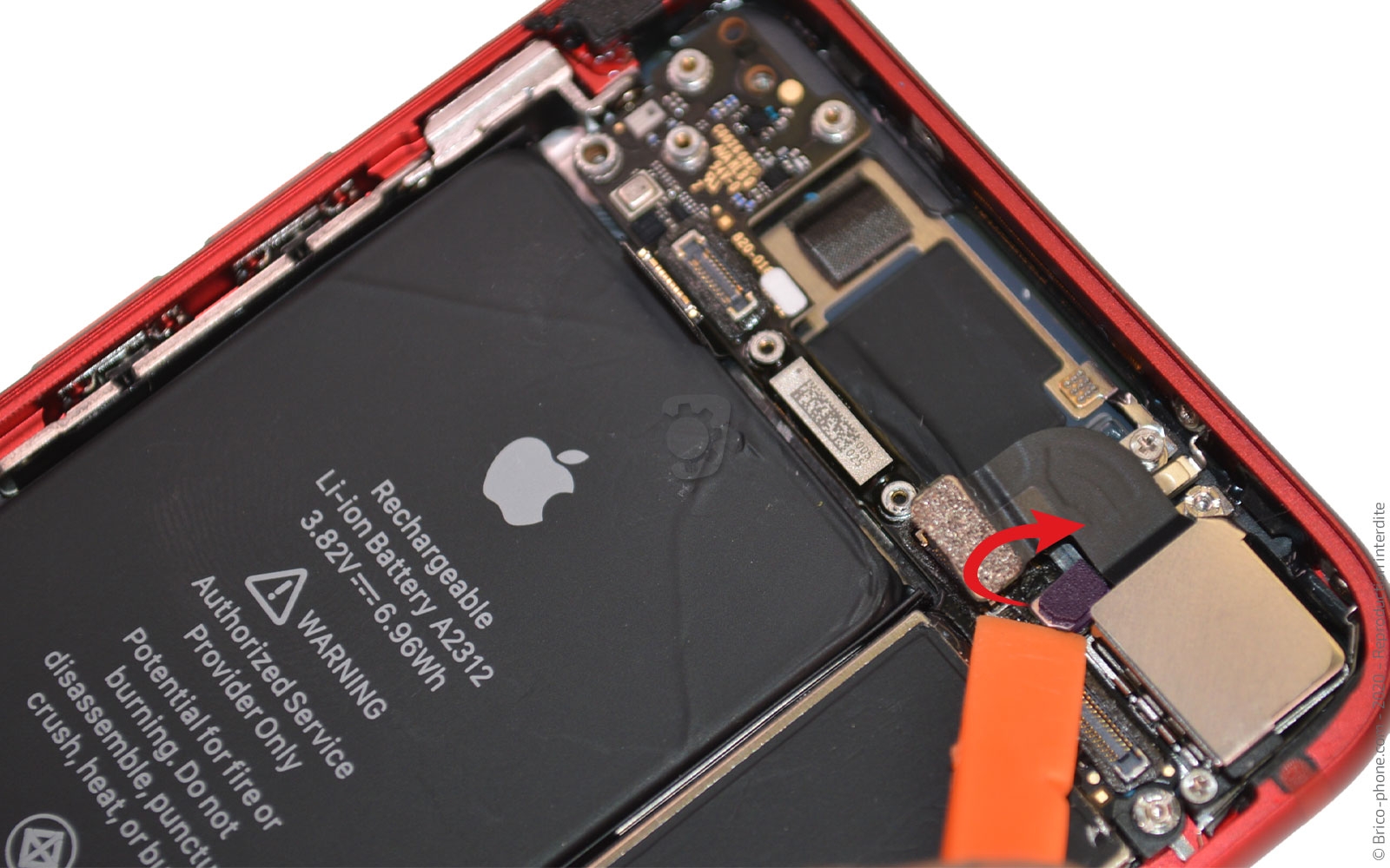 Changement du haut-parleur externe sur iPhone SE 2020 photo 3