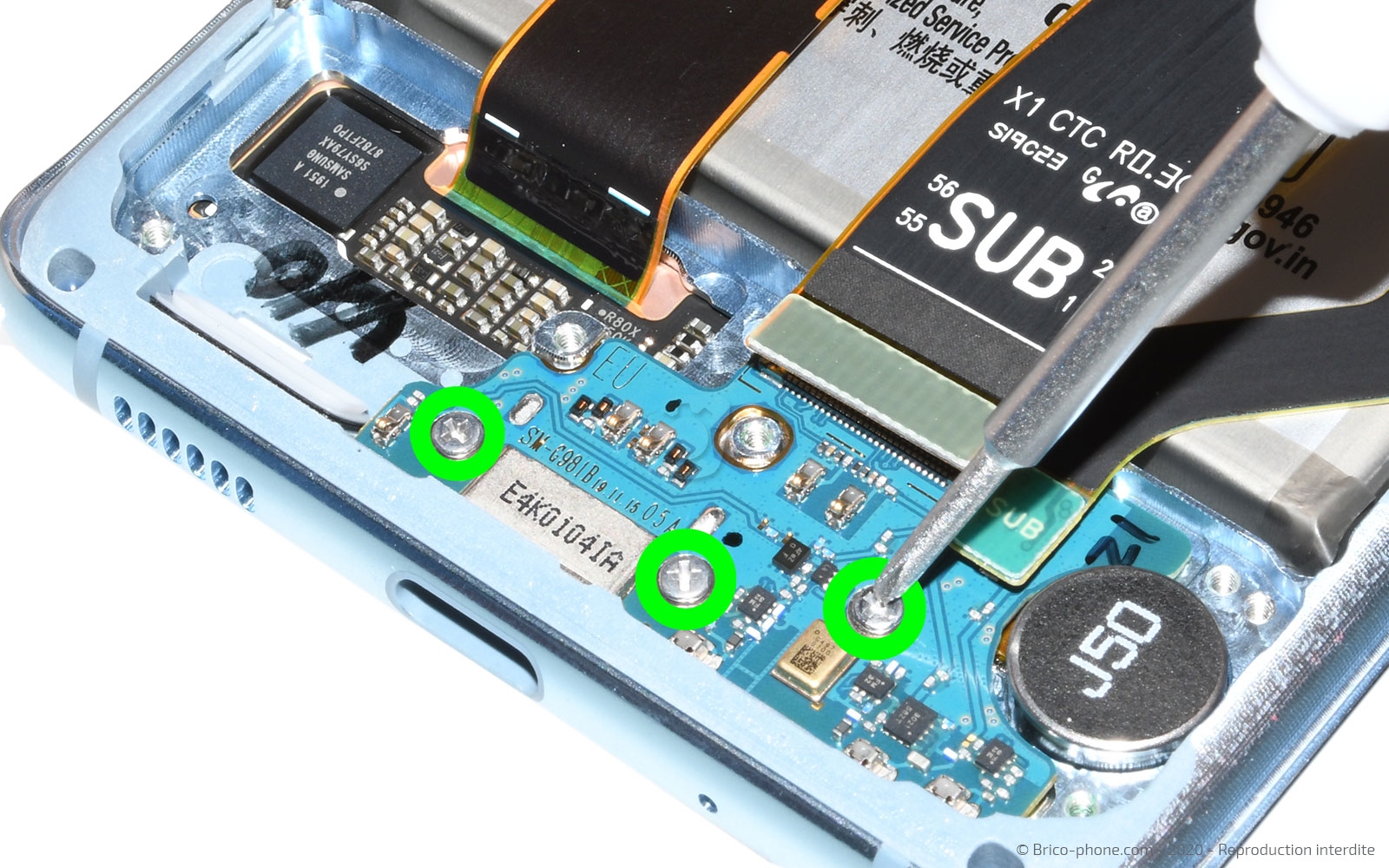 Changement du connecteur de charge sur Galaxy S20 photo 1