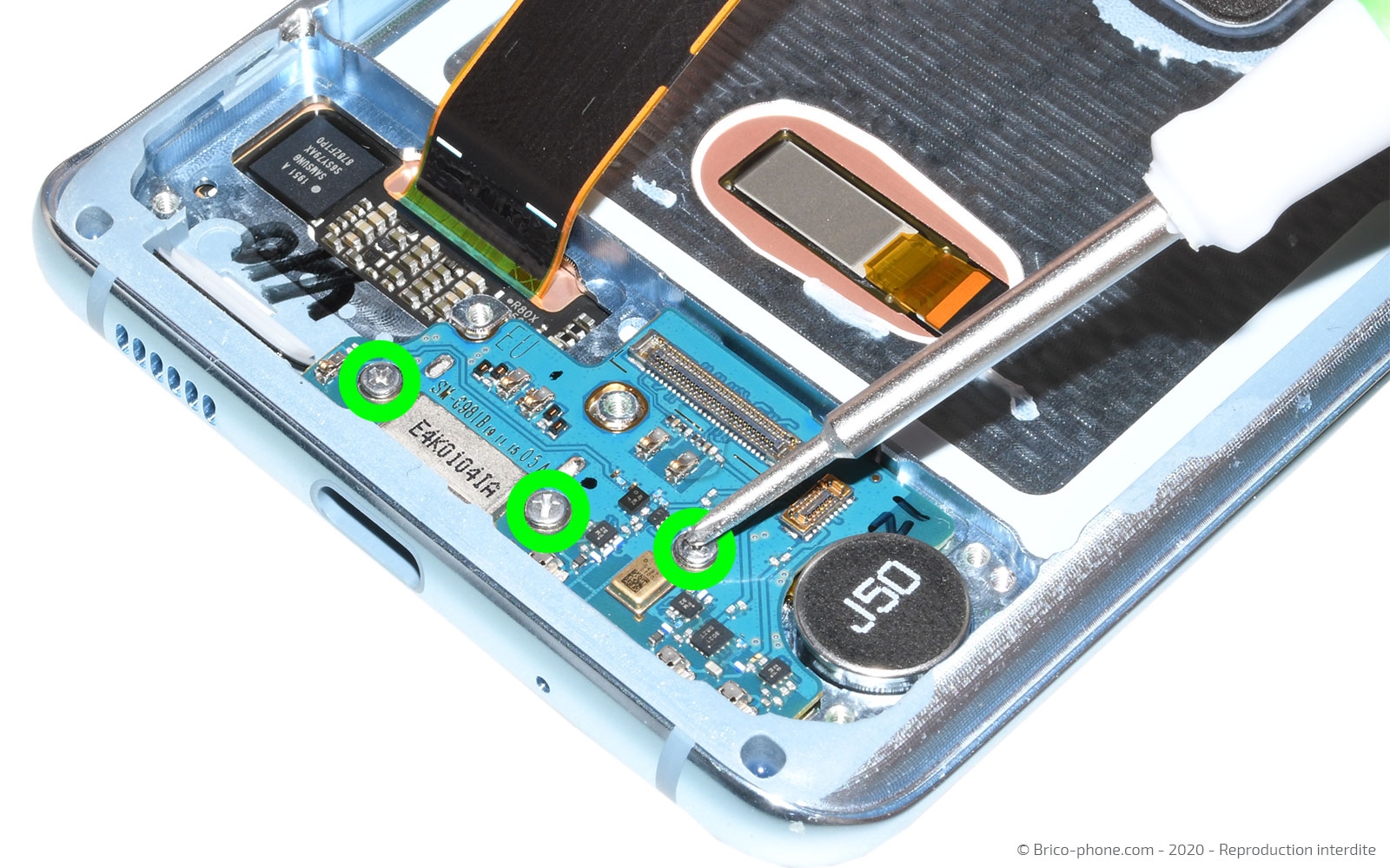 Changement du bloc écran  sur Galaxy S20 photo 3