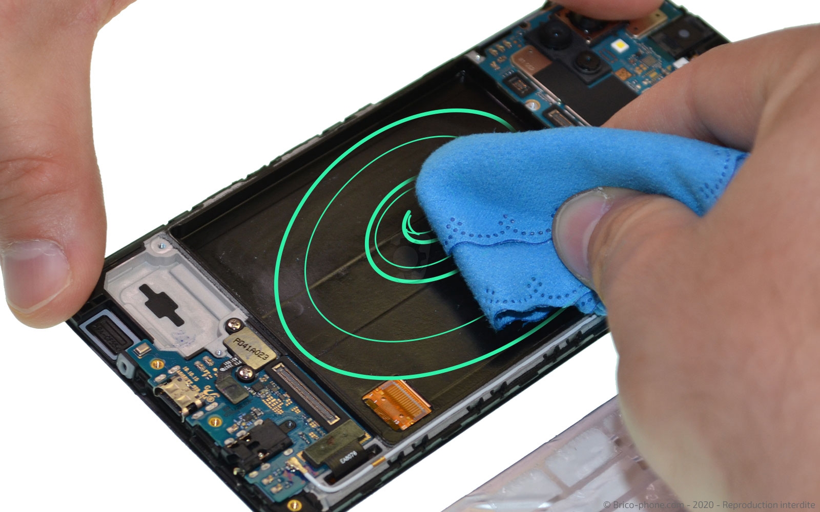 Changement de batterie  sur Galaxy A51 photo 3