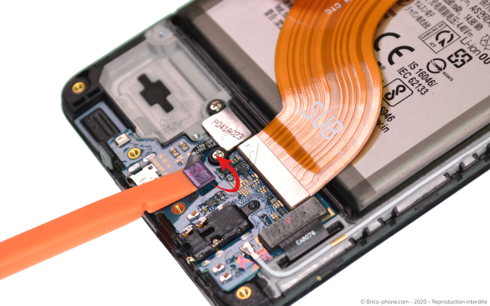 Changement du connecteur de charge sur Galaxy A51 photo 2