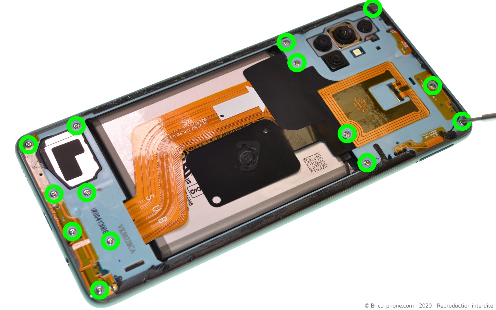 Changement de batterie sur Galaxy A71 photo 1