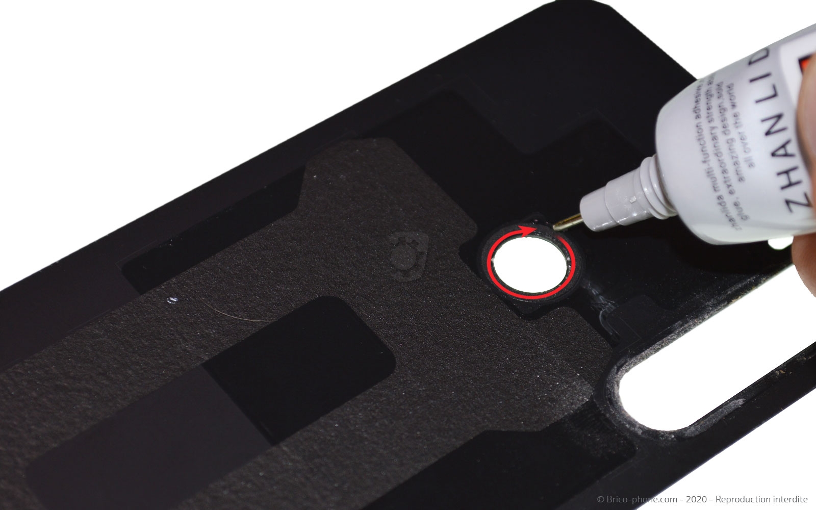 Changement de la vitre arrière  sur Redmi Note 8 photo 2