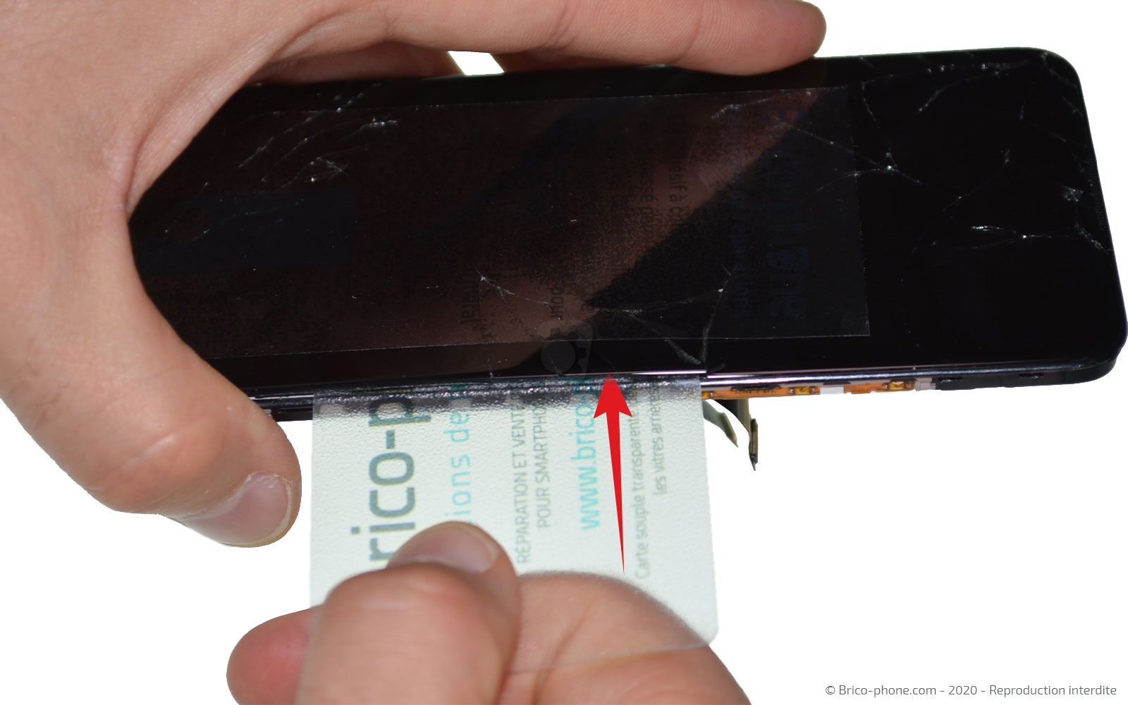 Changement d'écran  ( vitre + LCD ) sur P Smart 2020 photo 3