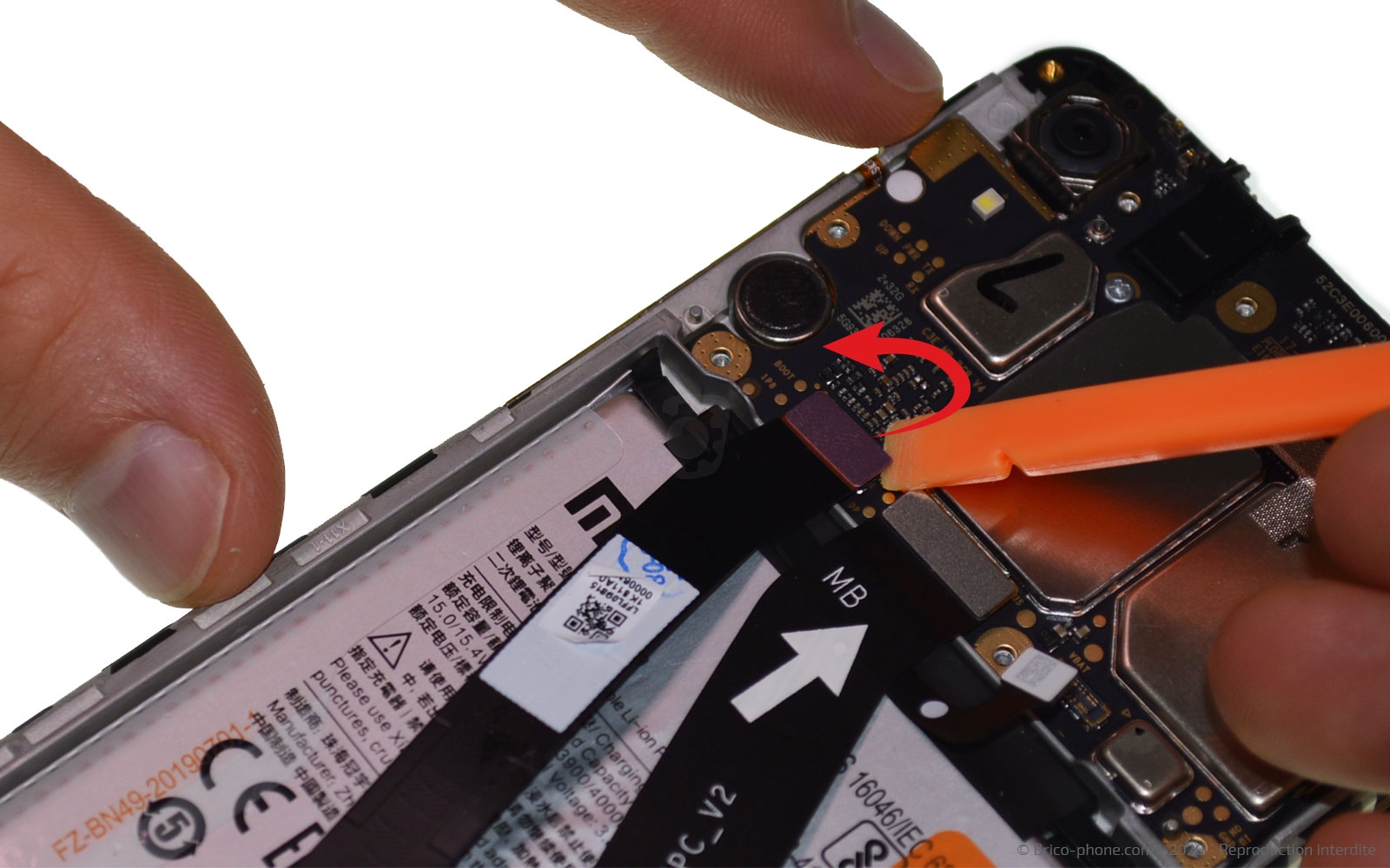 Changement de batterie sur Redmi 7A photo 3