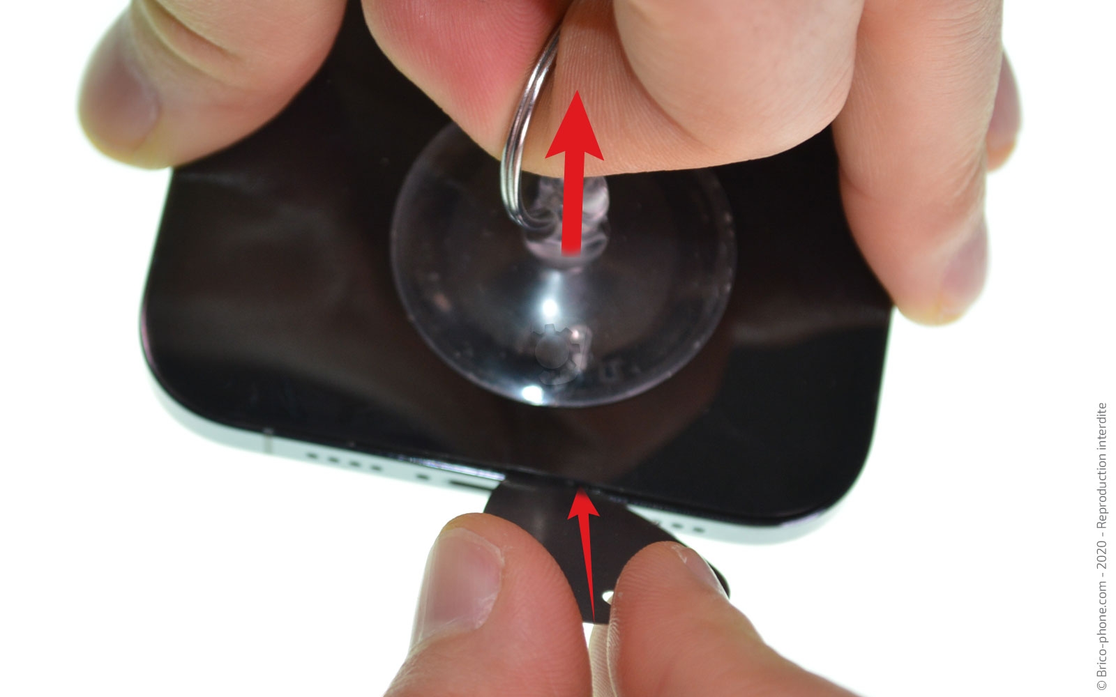 Changement de l'écran (vitre + Oled) sur iPhone 12 Pro Max photo 1