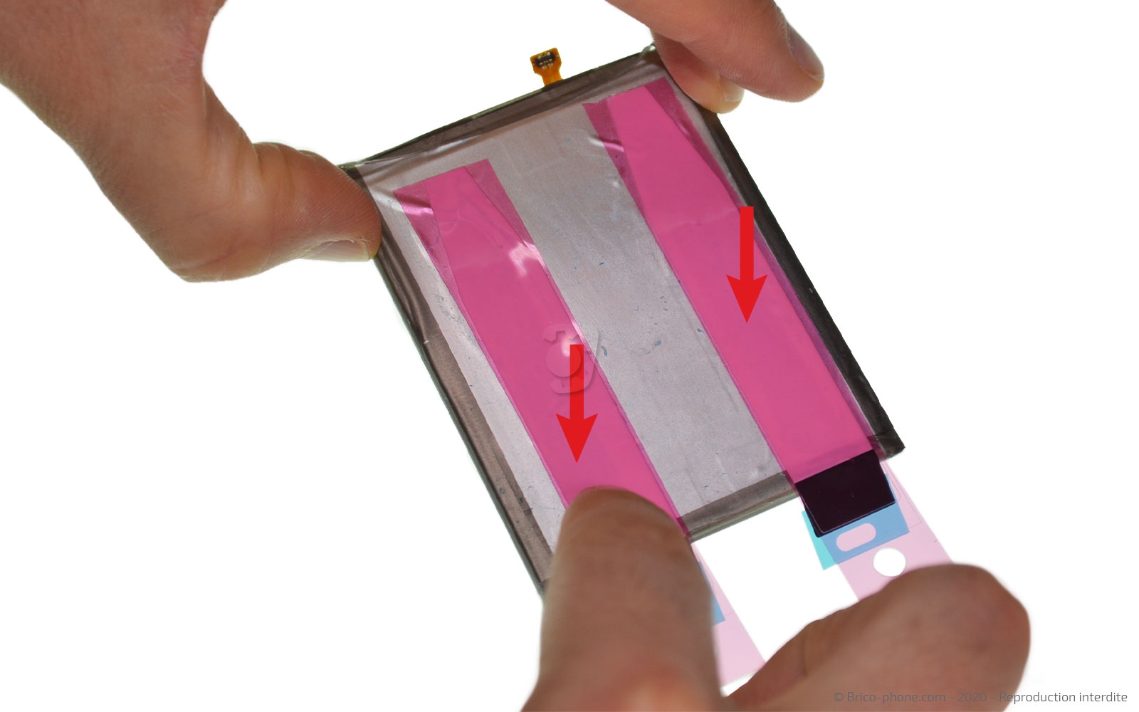 Changement de batterie sur Galaxy A31 photo 1