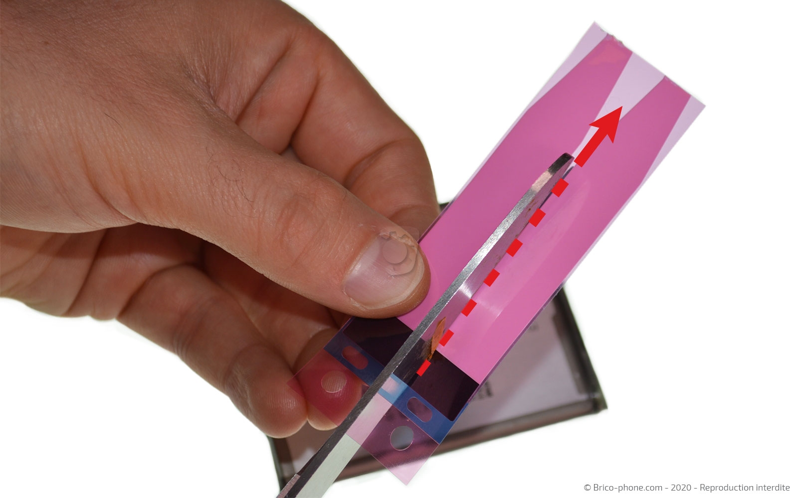 Changement de batterie sur Galaxy A31 photo 3